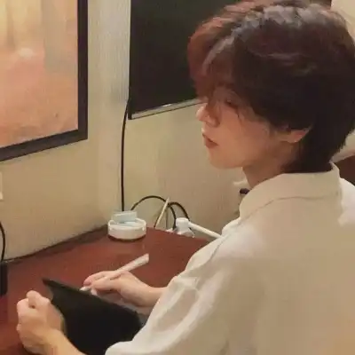 董伟